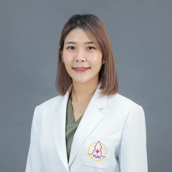 อ.พญ.นภวรี จันทรวงศ์