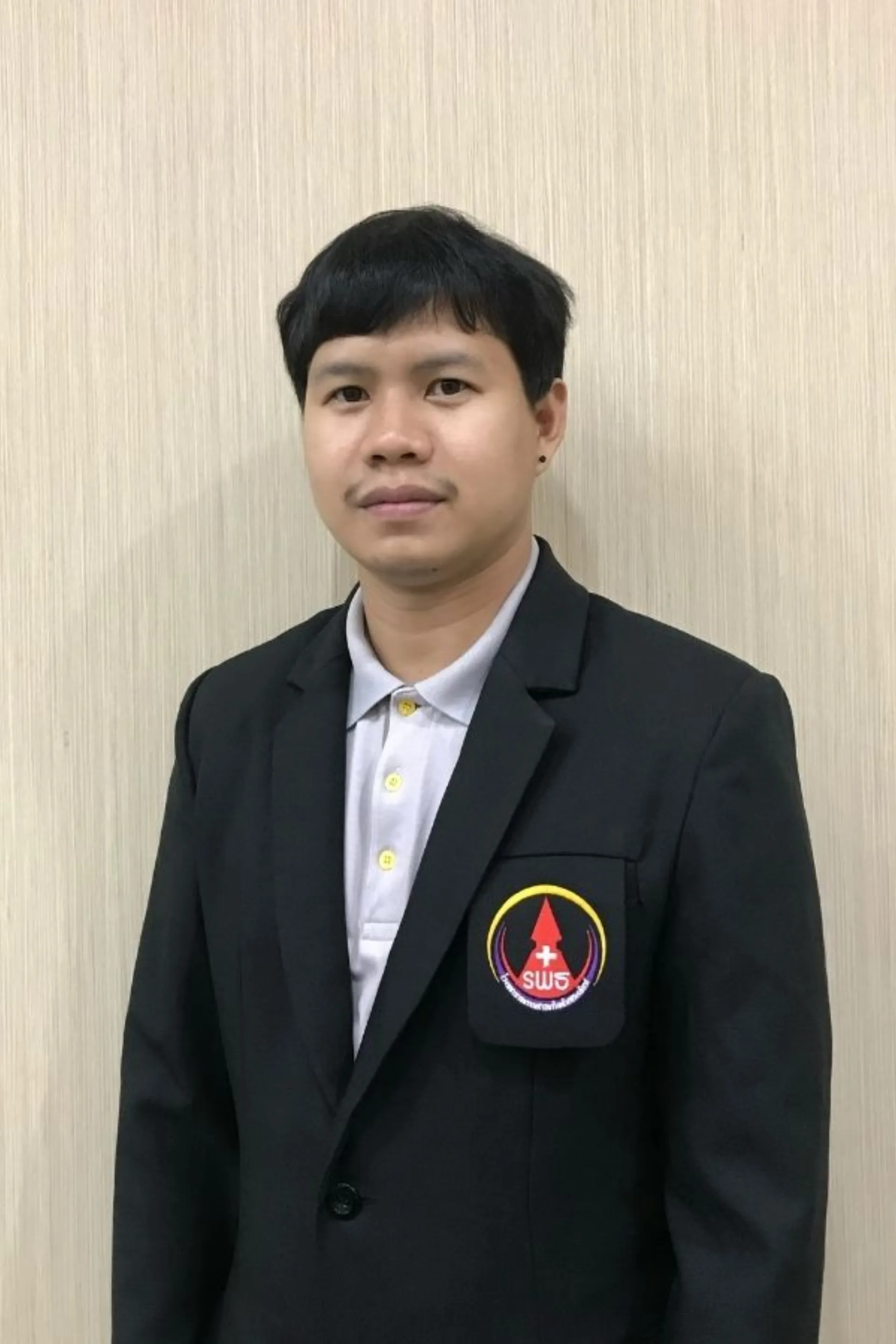 นายศักดิ์ชัย เฮ้ากอก