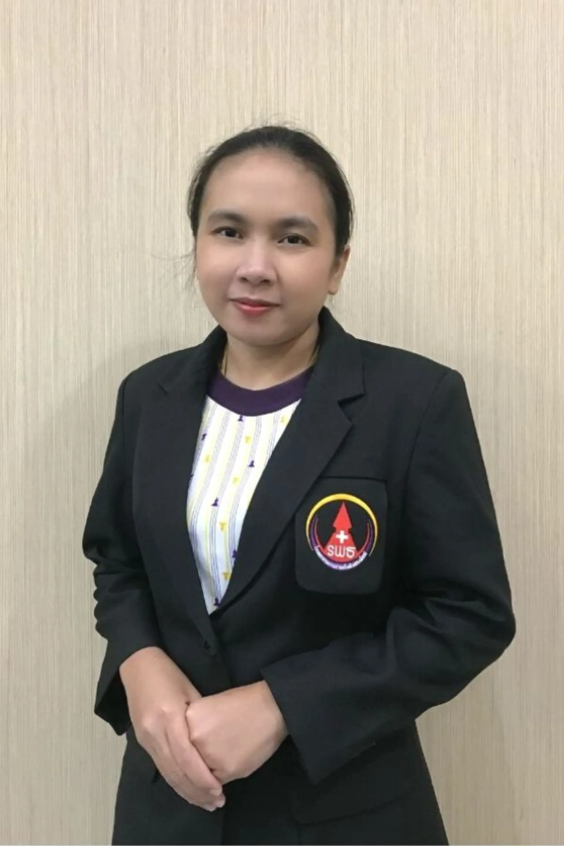 นางอาวีนา คำมา