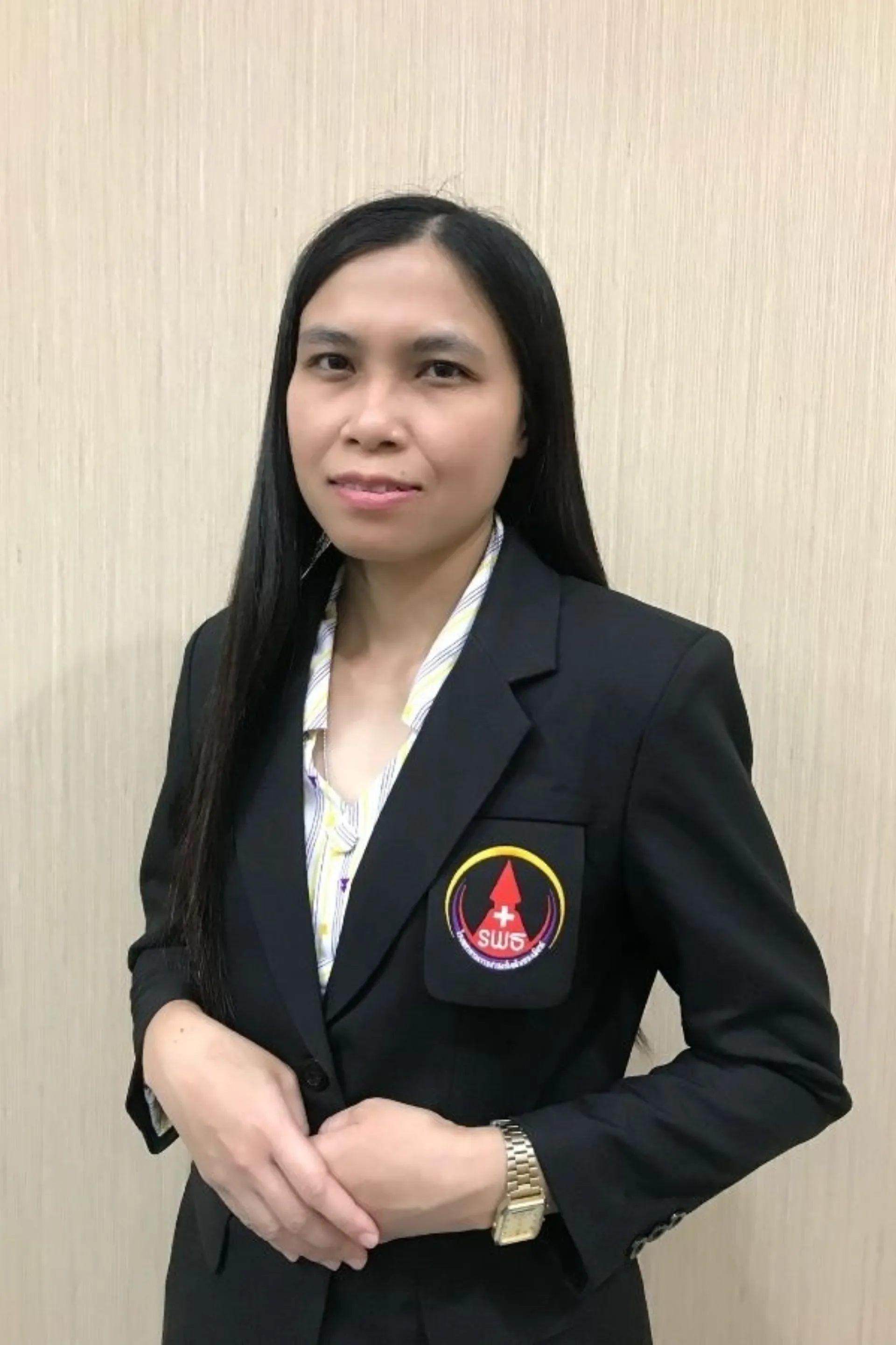 นางสาววุฒิช่วย ใยกลาง