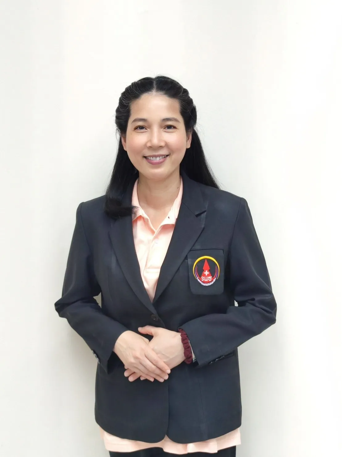 นางวี จิตะพันธ์กุล