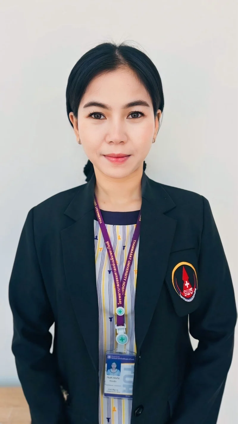 น.ส.กมลวรรณ ทองสุข